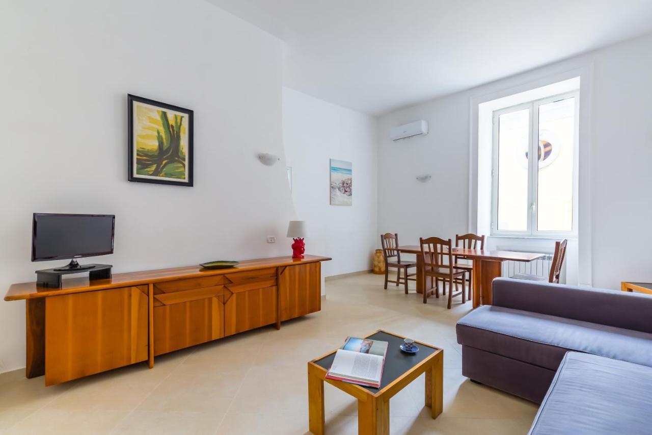 Orsola Comfort House By Napoliapartments Kültér fotó